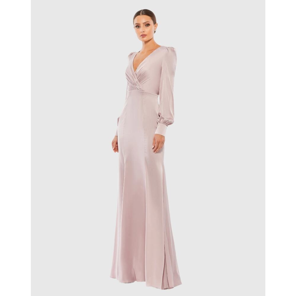 Mac Duggal Women's Ieena Satin Ruched Bishop Sleeve Gown Size 8 NWT